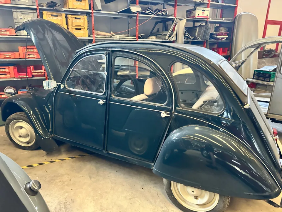 Citroën 2CV6